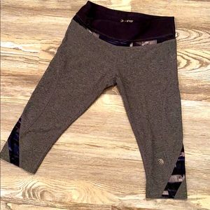 Workout capris